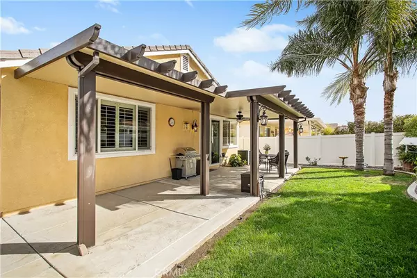 30283 Moon Star CIR, Menifee, CA 92584