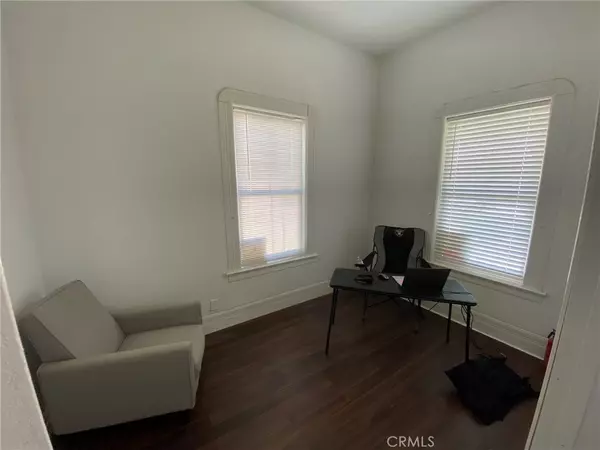 Bakersfield, CA 93305,805 Kentucky ST