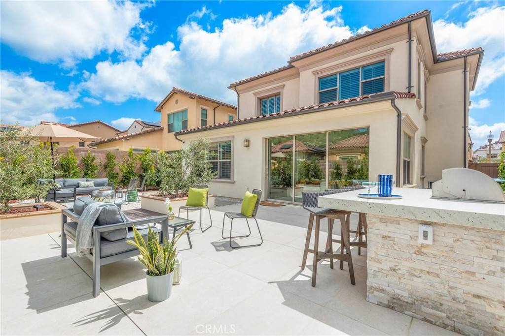131 Albero, Irvine, CA 92602