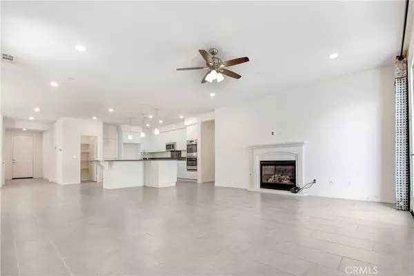 Jurupa Valley, CA 91752,5594 Skimmer DR