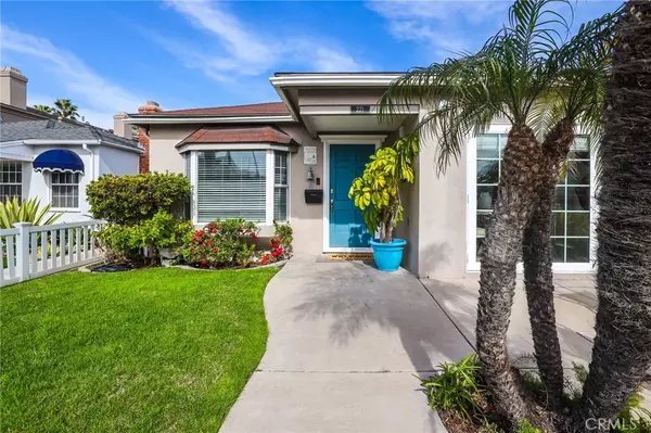 221 Central AVE, Seal Beach, CA 90740