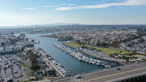 Long Beach, CA 90814,5716 Lunada LN