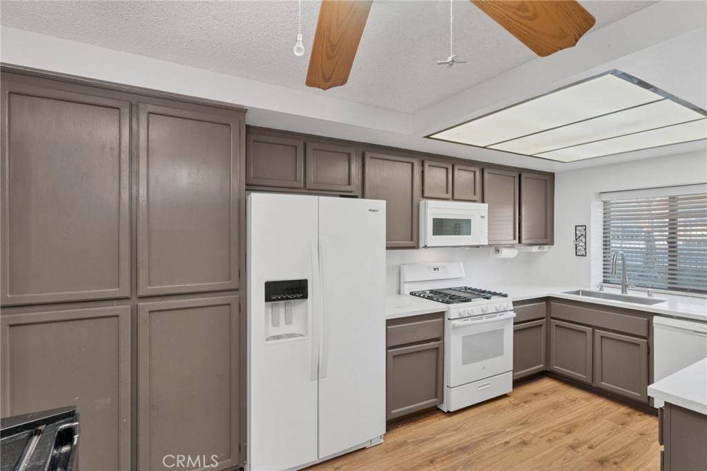 La Habra, CA 90631,950 E La Habra Blvd #101
