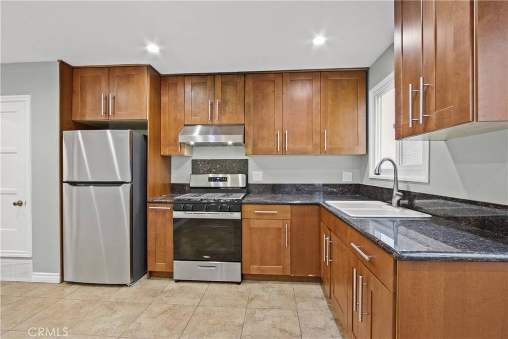 Long Beach, CA 90802,325 Cedar AVE #7