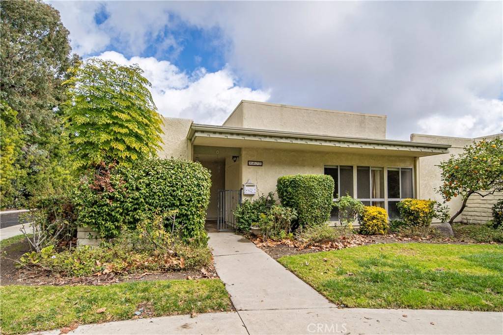 947 Avenida Carmel #D, Laguna Woods, CA 92637