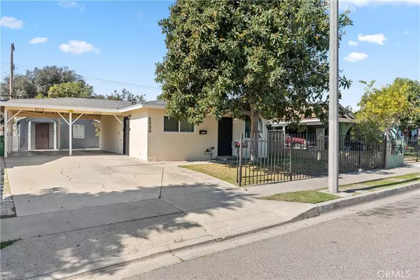2018 Kilson DR, Santa Ana, CA 92707