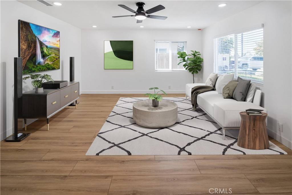 Orange, CA 92869,11452 Earlham St