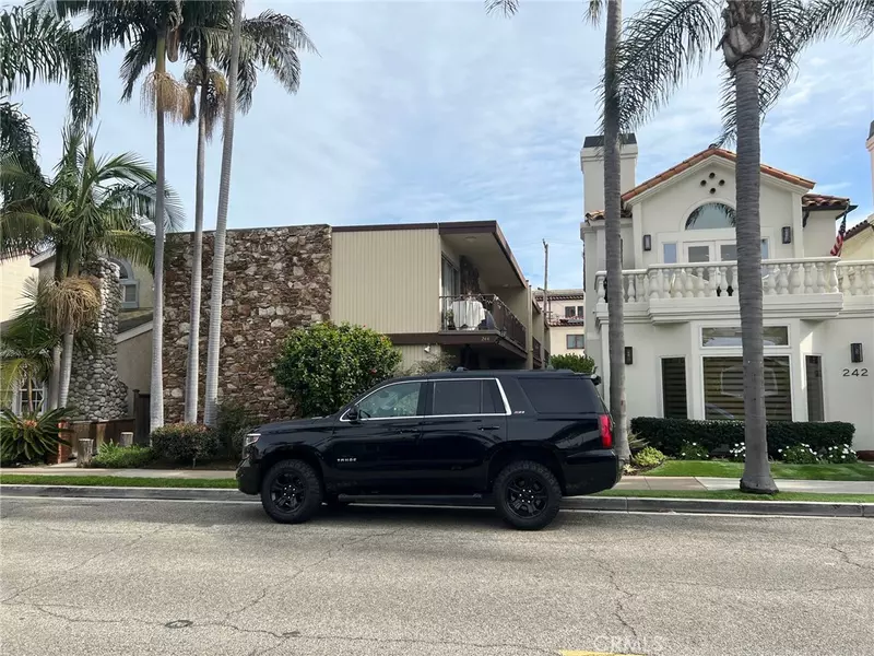 244 5th Street, Seal Beach, CA 90740