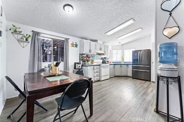 Eastvale, CA 91752,5800 Hamner AVE #232