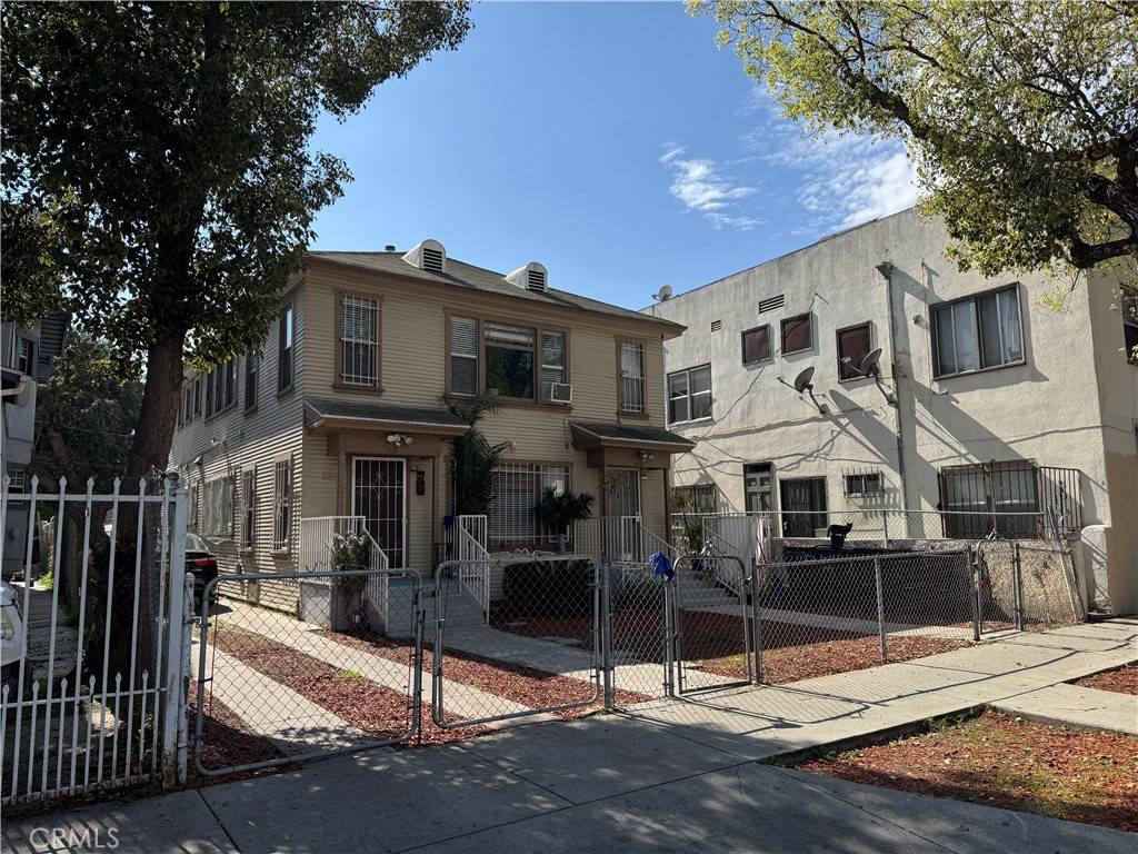 918 W 41st ST, Los Angeles, CA 90037