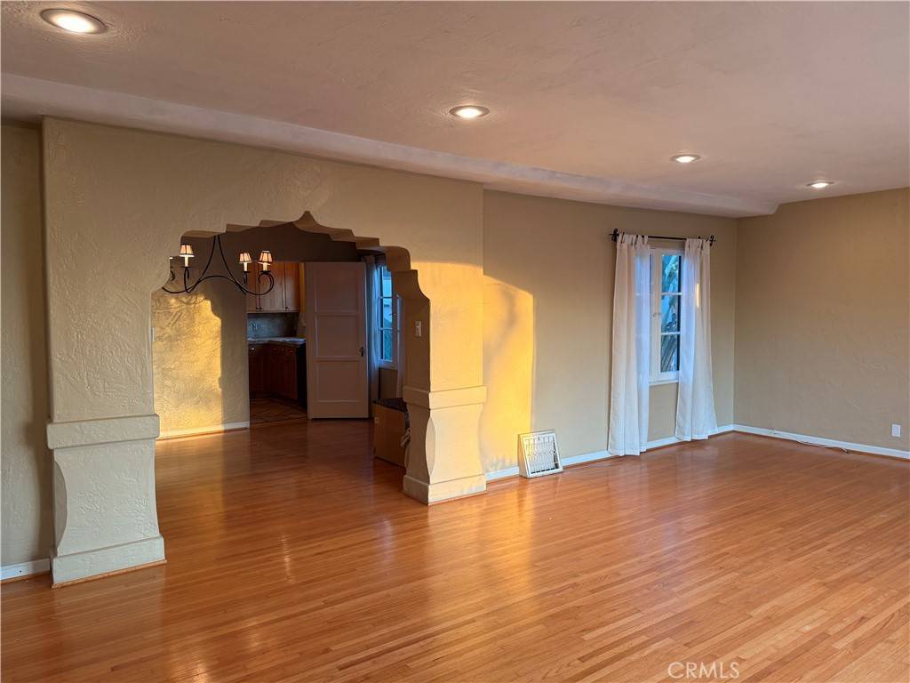 Long Beach, CA 90803,6 36th PL #8