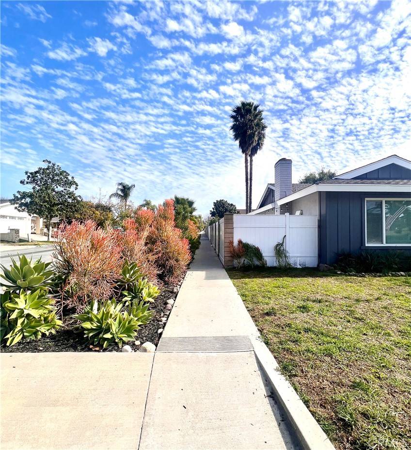 Lake Forest, CA 92630,23192 Respit DR