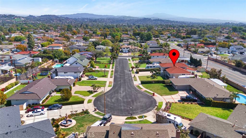 North Tustin, CA 92705,17552 Eddy DR
