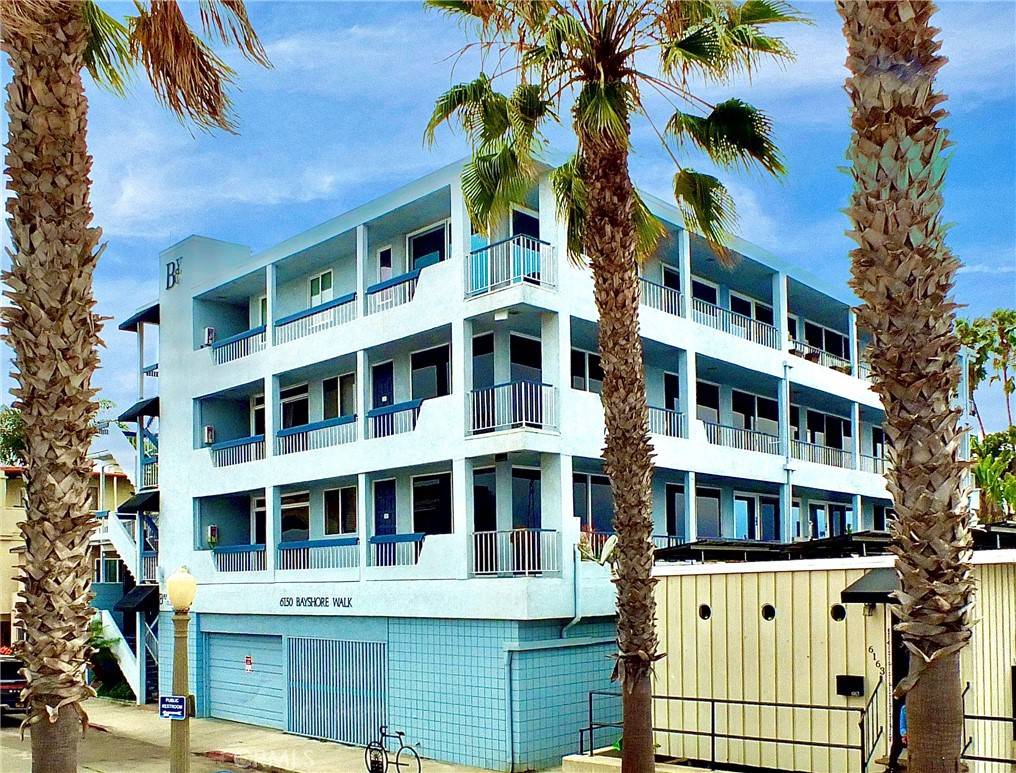 Long Beach, CA 90803,6150 E Bay Shore #301