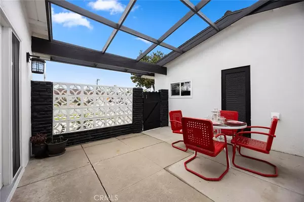 Fullerton, CA 92835,2920 Birch PL