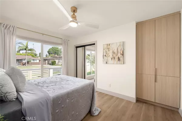 Long Beach, CA 90815,5304 E Eagle ST