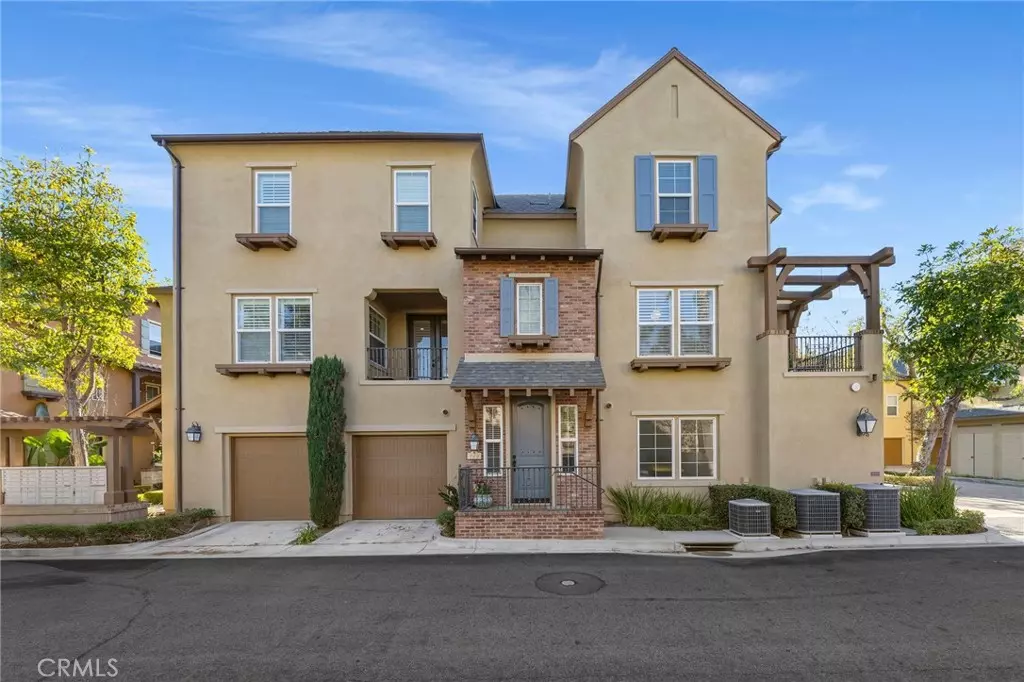 Anaheim, CA 92805,782 E Valencia ST