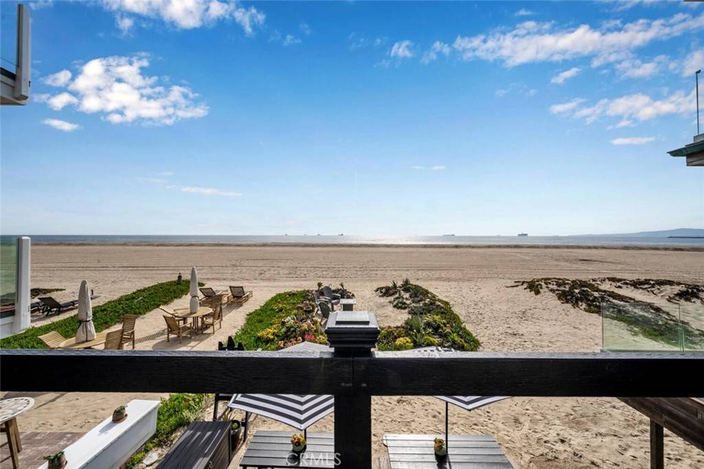 Surfside, CA 90743,27 A Surfside AVE