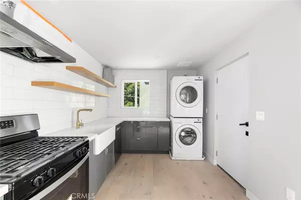 Los Angeles, CA 90032,5150 Ithaca AVE