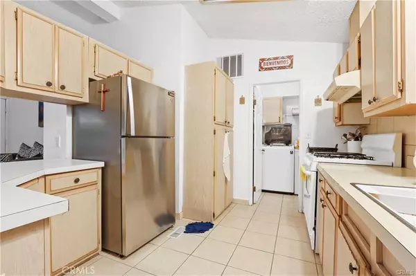 Paramount, CA 90723,16707 Garfield AVE #1707