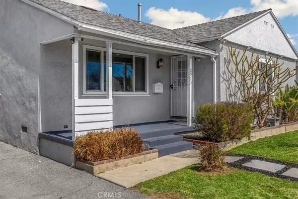 Lakewood, CA 90712,2513 Dashwood ST