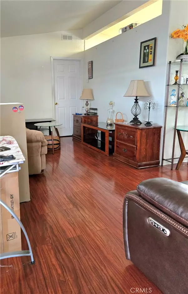 Torrance, CA 90501,23701 S Western AVE #109