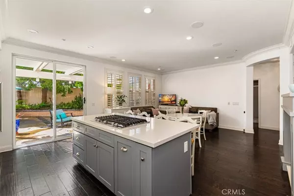 Huntington Beach, CA 92649,5386 Rosecrest DR