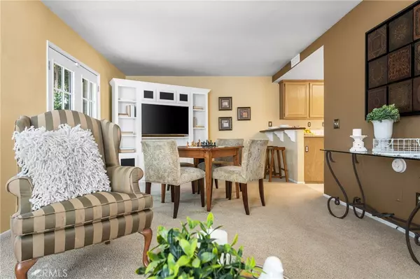 Tustin, CA 92782,13635 Almond ST