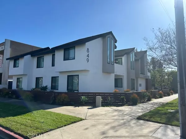 Santa Ana, CA 92701,849 N Van Ness AVE