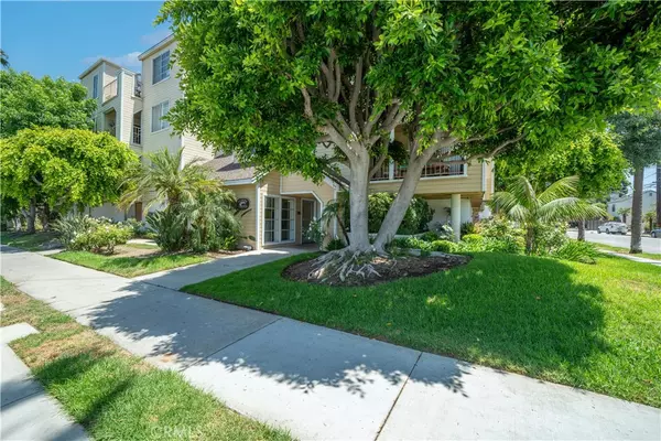 Long Beach, CA 90804,1100 Newport AVE #304