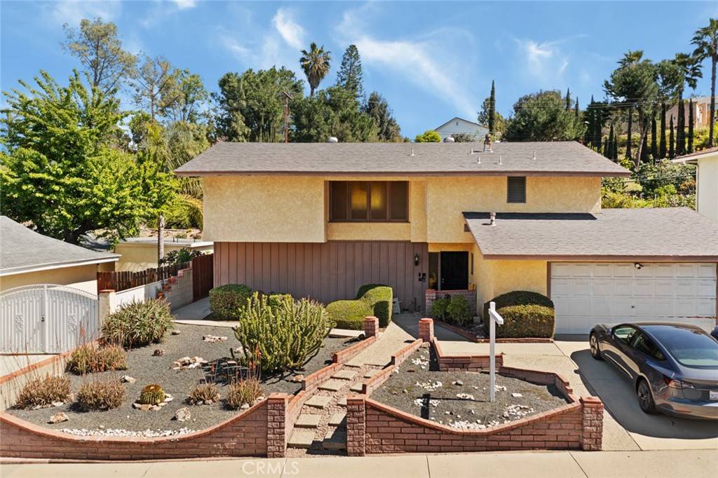 Diamond Bar, CA 91765,330 Ballena DR