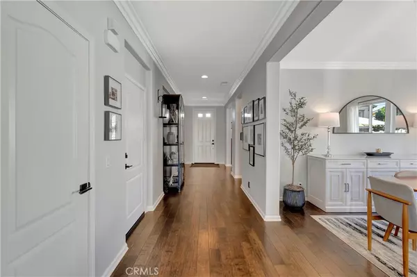 Lake Forest, CA 92630,302 Summit Crest DR