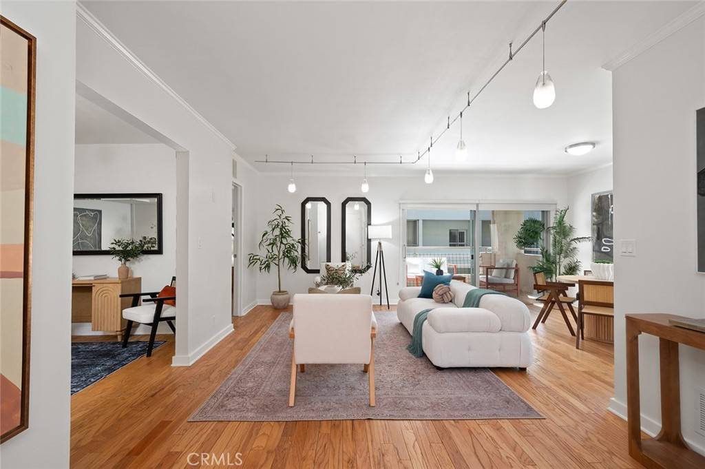 West Hollywood, CA 90069,1131 Alta Loma RD #331