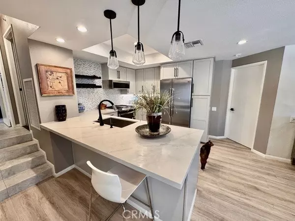 Palm Desert, CA 92260,73433 Foxtail LN