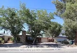 Lancaster, CA 93534,1121 W Avenue J8