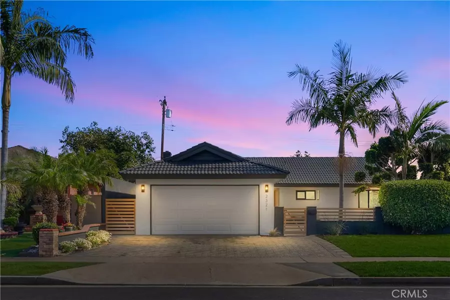 2321 S Rene DR, Santa Ana, CA 92704