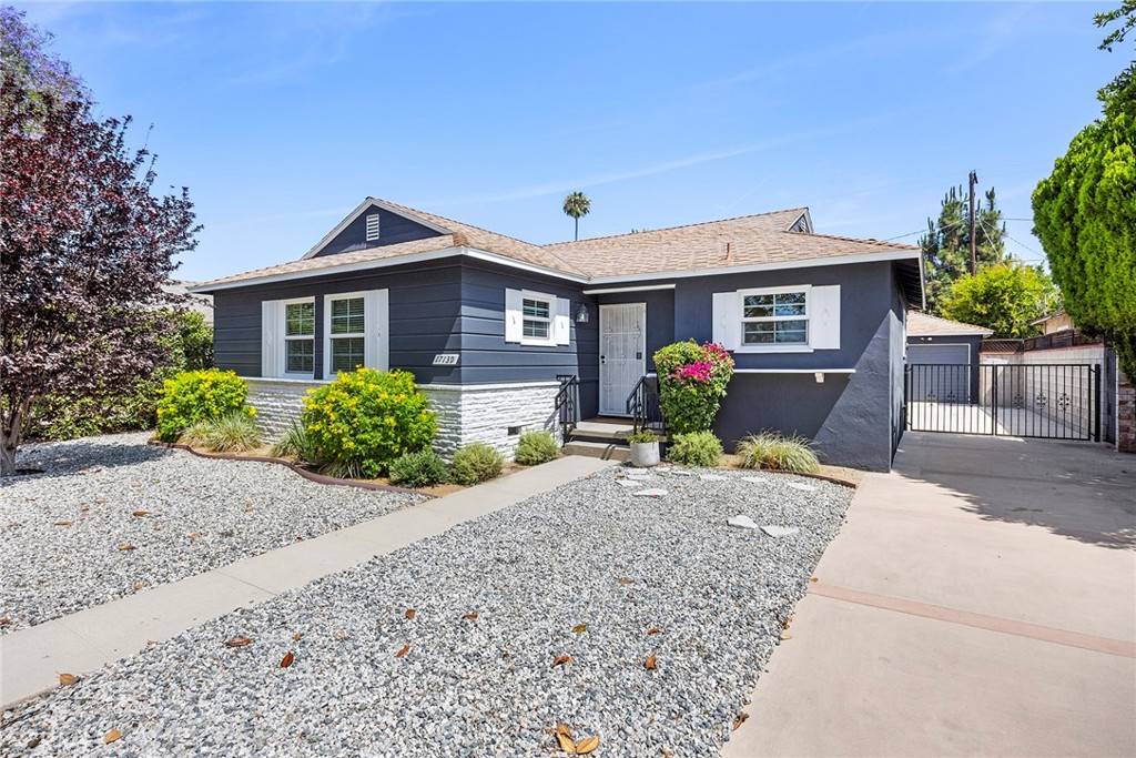 Van Nuys, CA 91406,17139 Strathern ST