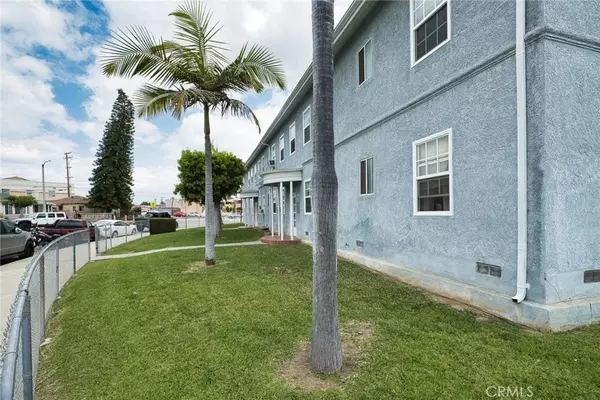 Los Angeles, CA 90022,1234 Clela AVE