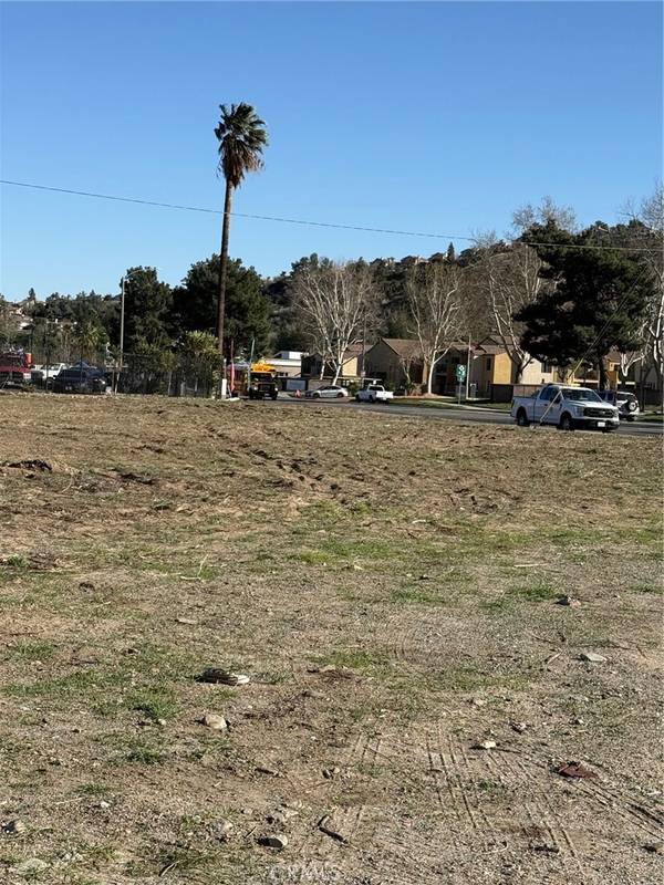 0 Kendall DR, San Bernardino, CA 92410