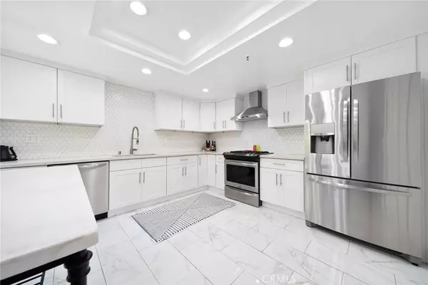 Newport Beach, CA 92660,62 Sea Island DR