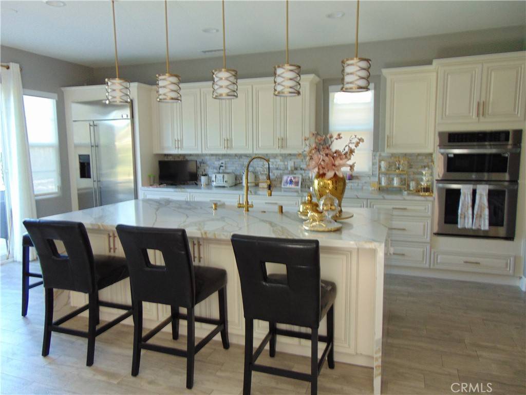 Corona, CA 92883,4332 Cantada DR