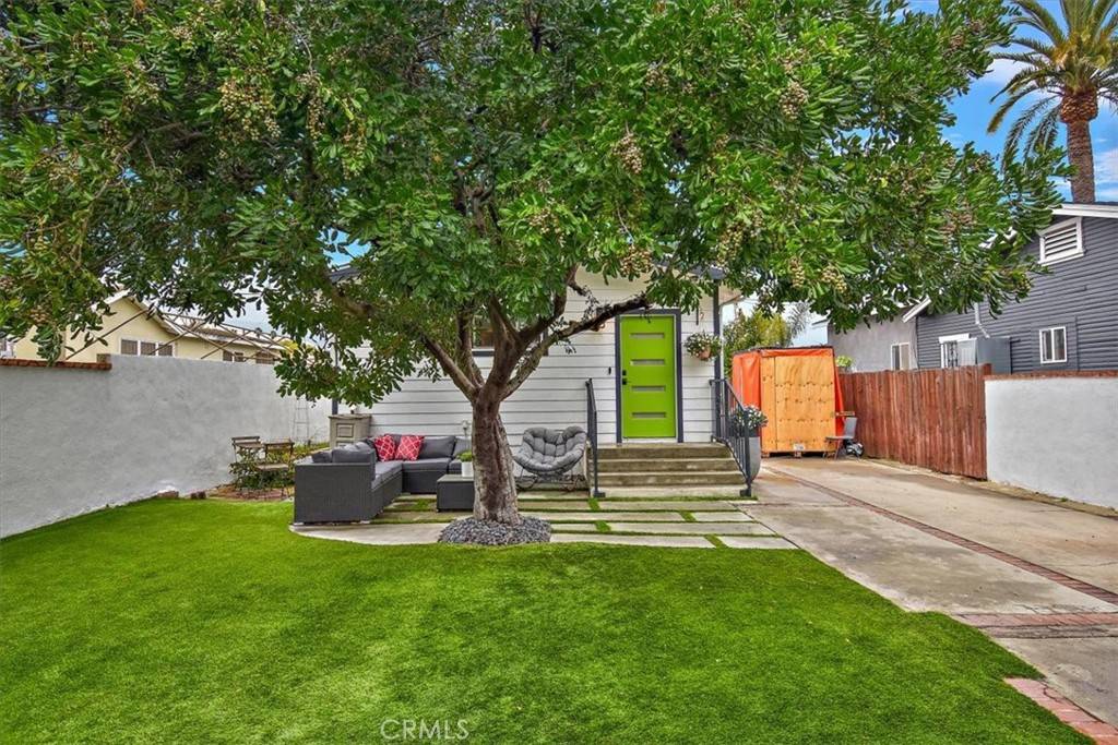 Los Angeles, CA 90043,6567 5th AVE