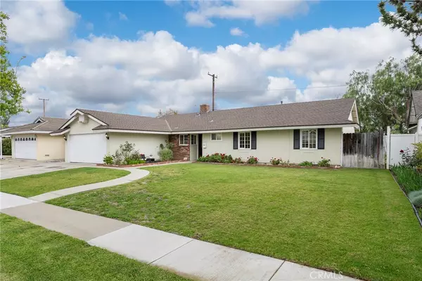 Yorba Linda, CA 92886,18342 Avolinda DR
