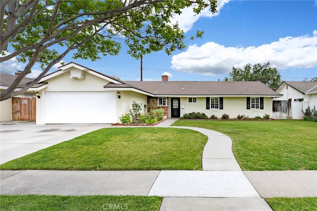 Yorba Linda, CA 92886,18342 Avolinda DR
