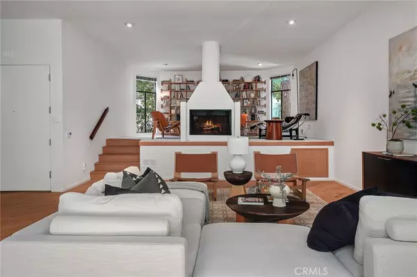 Beverly Hills, CA 90210,9955 Westwanda DR