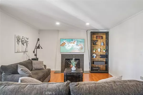 Anaheim Hills, CA 92807,934 S Lehigh DR