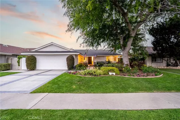 Costa Mesa, CA 92626,2818 Francis LN