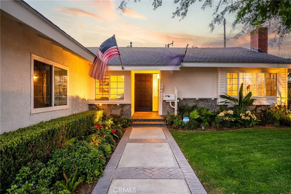 Costa Mesa, CA 92626,2818 Francis LN
