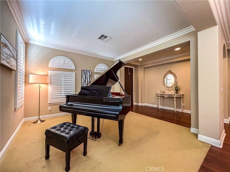 1311 W Dahlia ST, La Habra, CA 90631