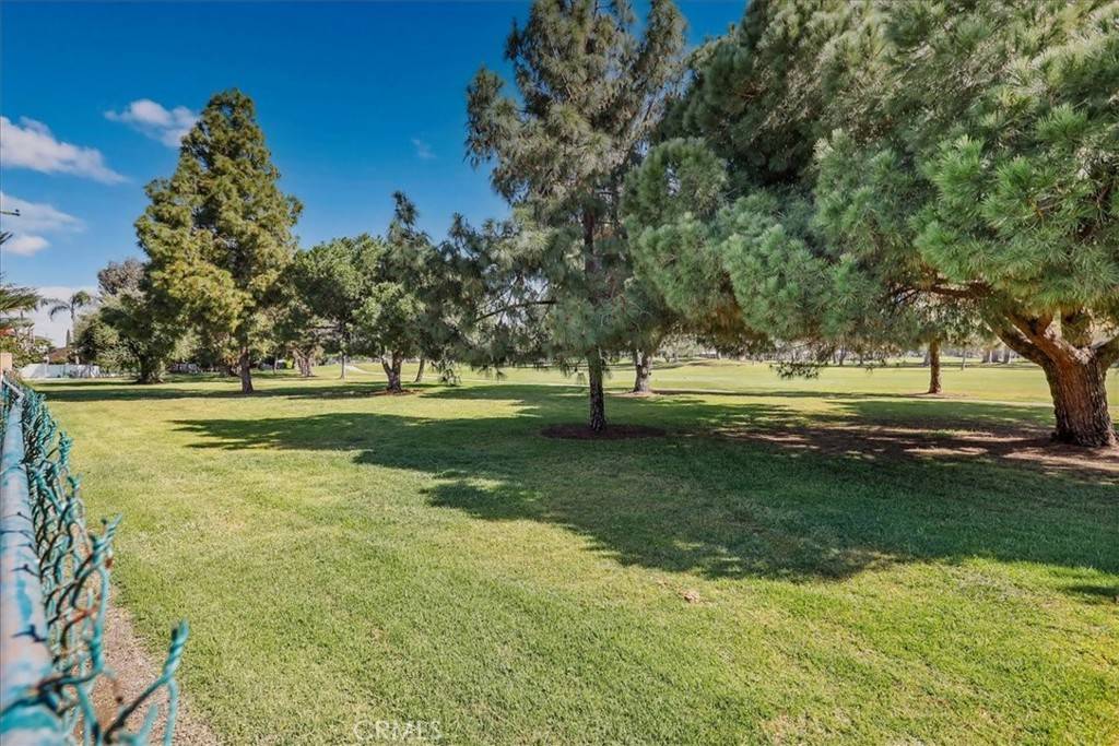 Lakewood, CA 90712,4354 Fairway DR